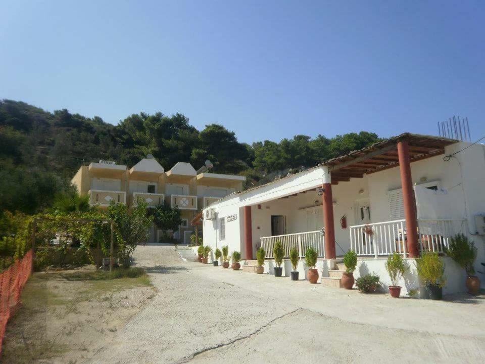 Denise Apartments Kefalos  Exterior photo